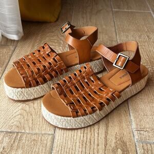 NEW Kelsi Dagger Brooklyn Desert Platform Sandals in Sandpiper - Size 7.5